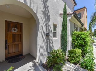121 Barrington, Irvine, CA 92618