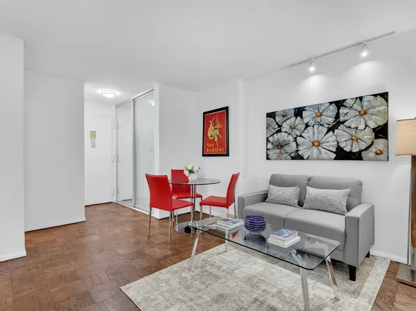 3 Sheridan Square image 2 of 8