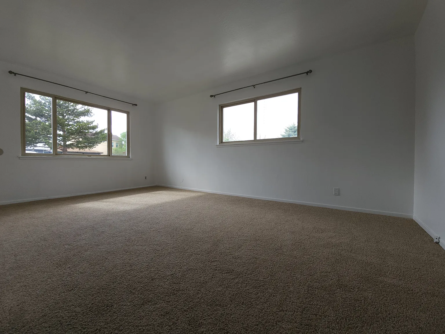 1 bed, 650 sqft, $1,400 — Photo 3