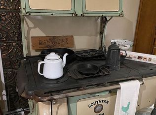 185 High Flats Rd, Monterey, TN 38574