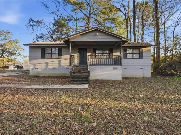 133 Persimmon St, Forestdale, AL 35214