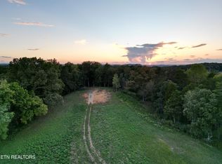 497 Thompson Rd, Lenoir City, TN 37772