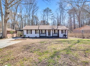 8242 Tudor Dr, Jonesboro, GA 30238