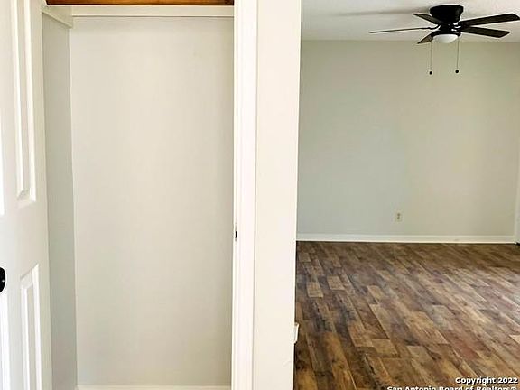 3rd image of 11843 Braesview #114A