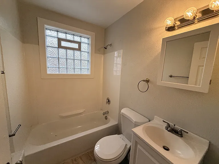 603 Mulberry St #10 — Photo 12
