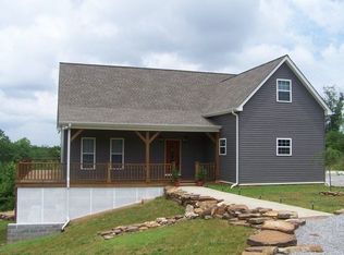 703 Henderson Point Rd, Tuscumbia, AL 35674