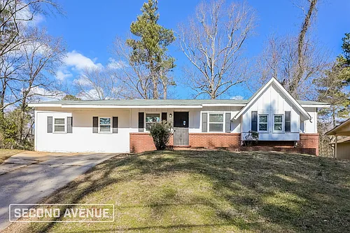 152 Ruzelle Dr SE Photo 1