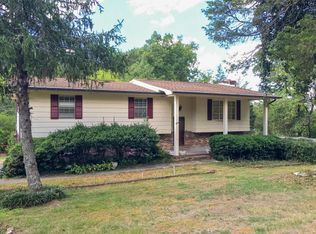 618 Goodson Cir, Rock Spring, GA 30739