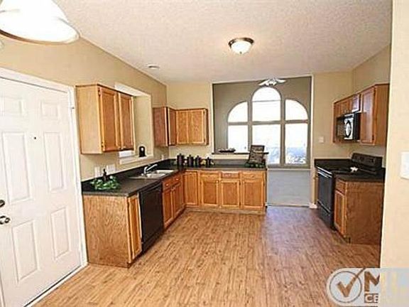 2nd image of 2424 Baretta Dr