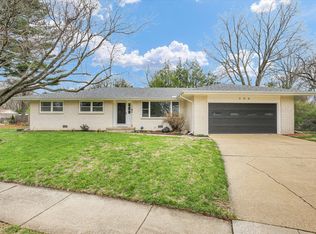 306 E Holmes St, Urbana, IL