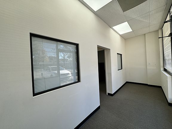 2nd image of 51 Plaza Dr #C