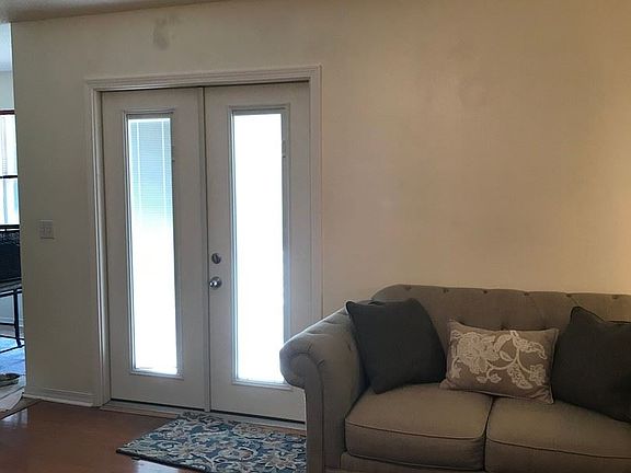 3rd image of 5120 Westport Dr