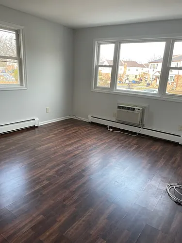 1 Aston Ct Photo 1