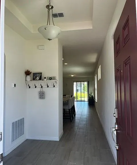16734 Point Rock Dr — Photo 2