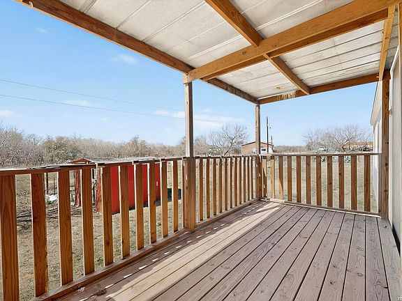 3rd image of 2002 W Ditto