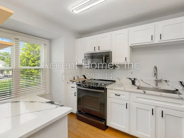 5818 Wescott Hills Way — Photo 9