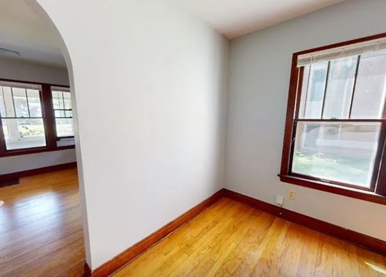 785 N Maple Rd #1 — Photo 8