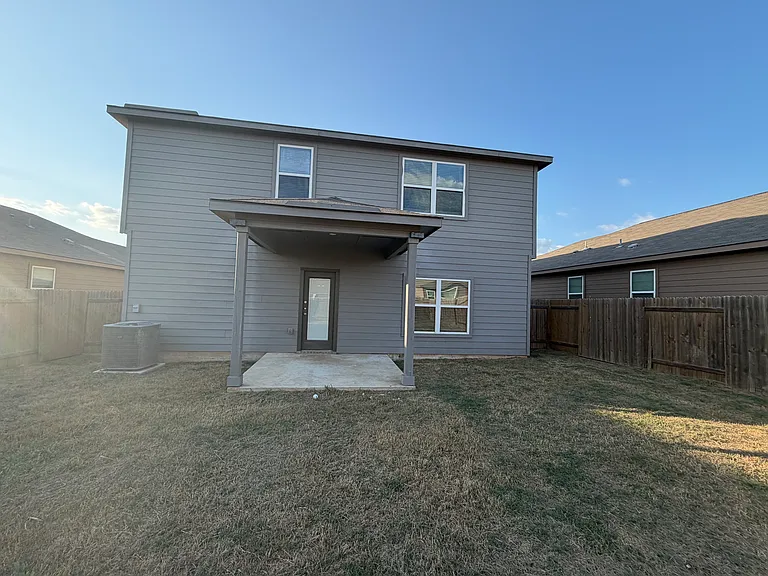 105 Declaration Ln — Photo 39