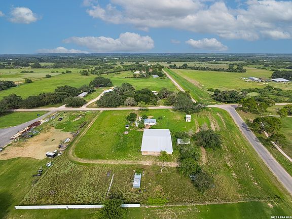 2nd image of 2721 County Road 676