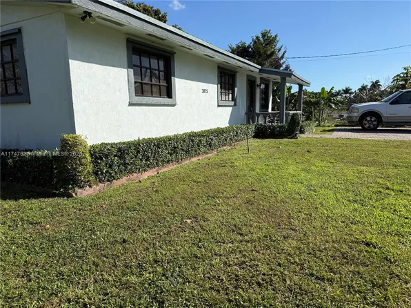 21025 SW 210th Ave, Miami, FL 33187