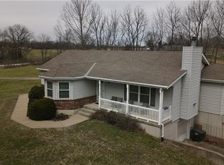 26313 S Smoke Rd, Peculiar, MO 64078
