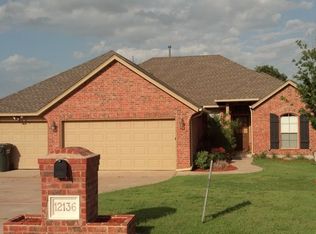 12136 Hidden Run Rd, Guthrie, OK 73044