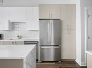 6555 W North Avenue - 101, Oak Park, IL 60302