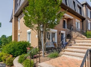 2117 N Monroe St #1, Arlington, VA 22207
