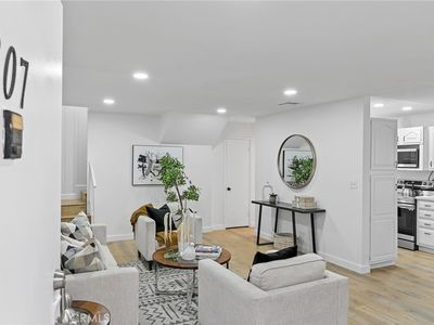 10757 Hortense St APT 307, North Hollywood, CA, 91602