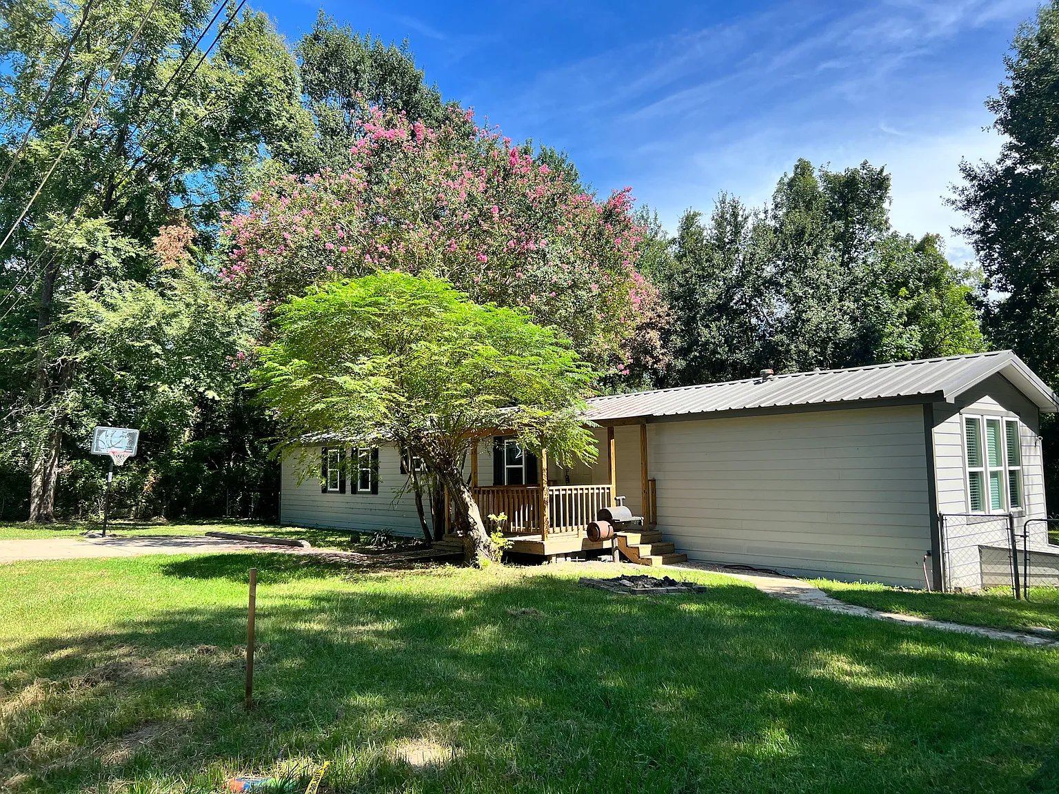 14331 Elmore Dr — Photo 1