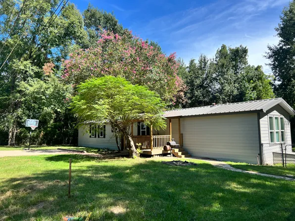 14331 Elmore Dr, Willis, TX 77318