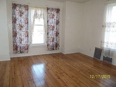 3rd image of 408 1/2 E High St #Up