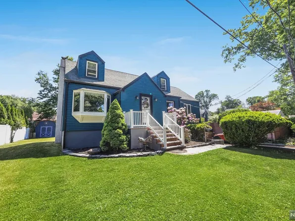 7 Fern St, Westwood, NJ 07675