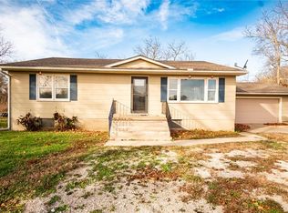 9234 NE State Route Bb, Butler, MO 64730