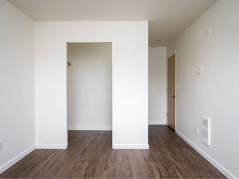 Quail Run Apartments — Photo 36
