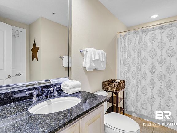 4th image of 527 E Beach Blvd APT 802