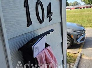 1015 N Scott Ave BUILDING 104-5, Belton, MO 64012