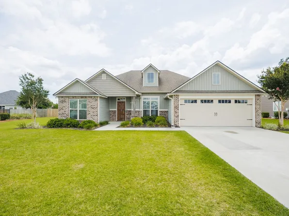 3872 Karaline Cir, Valdosta, GA 31605
