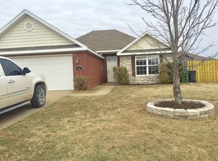 419 E Post Rd, Rogers, AR 72758