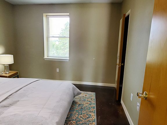 2nd image of 154 E College Ave #5