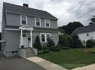 102 Wildwood St #2, Winchester, MA 01890
