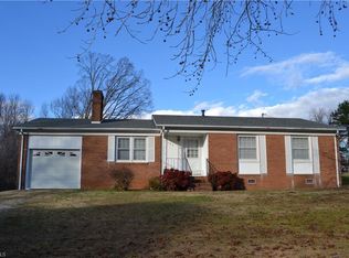 602 Nichols St, Madison, NC 27025