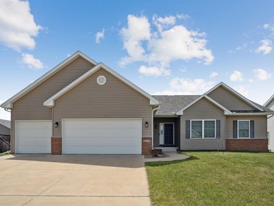 4377 Happiness Ln, Bettendorf, IA, 52722