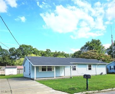 423 Washington Dr, Mineral Wells, WV, 26150