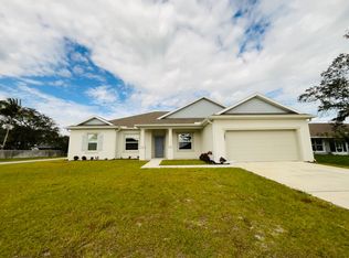 1561 SE Portillo Rd, Port Saint Lucie, FL 34952
