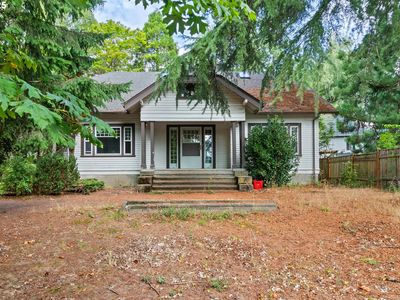 5465 SW Scholls Ferry Rd, Portland, OR, 97225