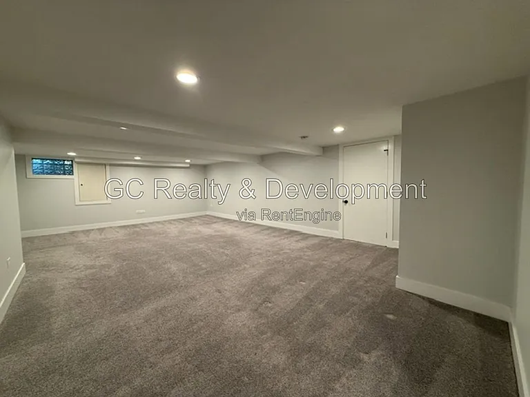255 Crest Rd — Photo 28