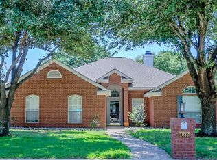 1036 Cheyenne Trl, Hewitt, TX 76643
