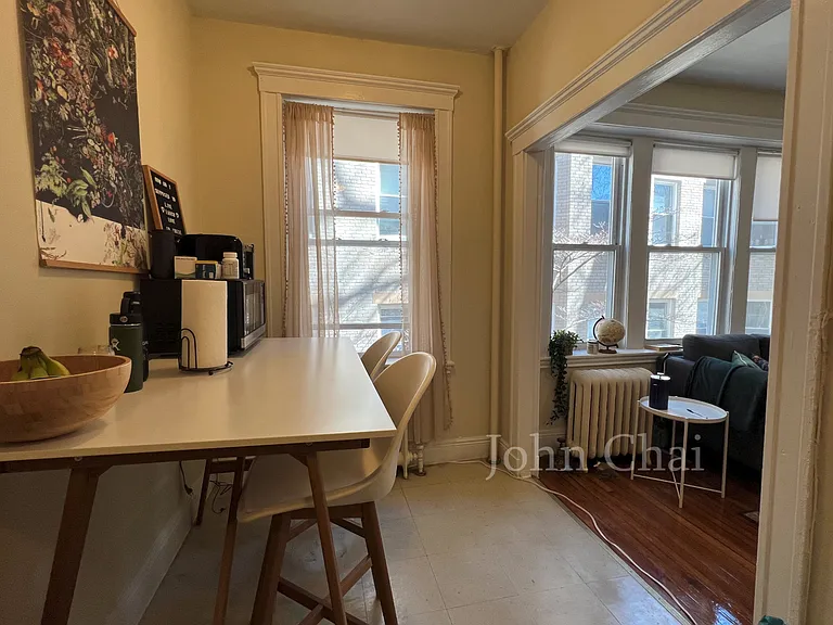 64 Woodstock Ave #14 — Photo 9