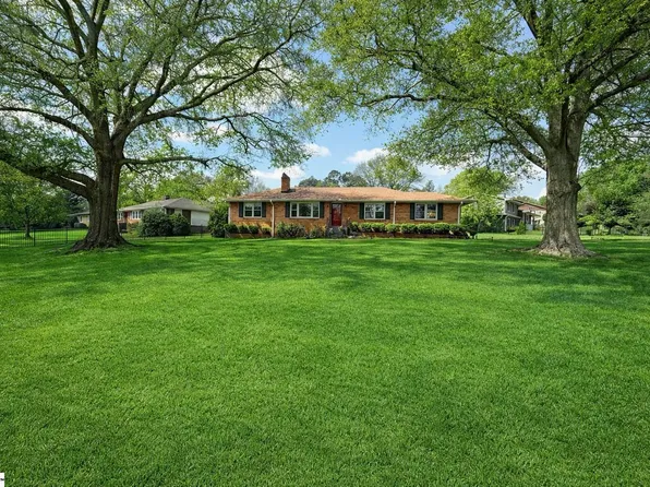 101 Duncan Chapel Rd, Greenville, SC 29617